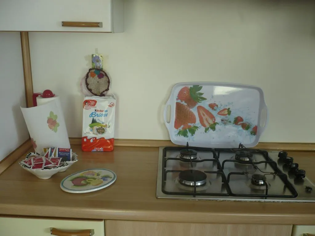 Appartamento Michela Brenzone sul Garda Italy